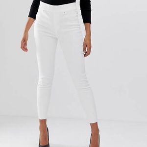 Meet your Posher, Theresa